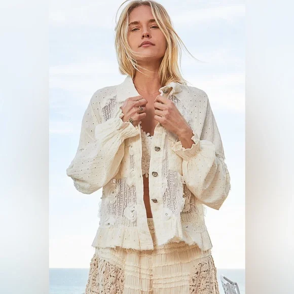 341. POL RESTOCK Shacket Jacket Top Cream Lace Woven Balloon Sleeve Front Pocket - Picture 6 of 9